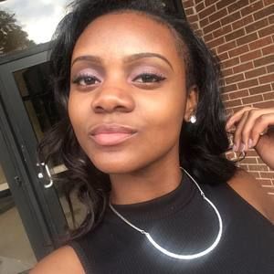 Meet your Posher, Chrisnah